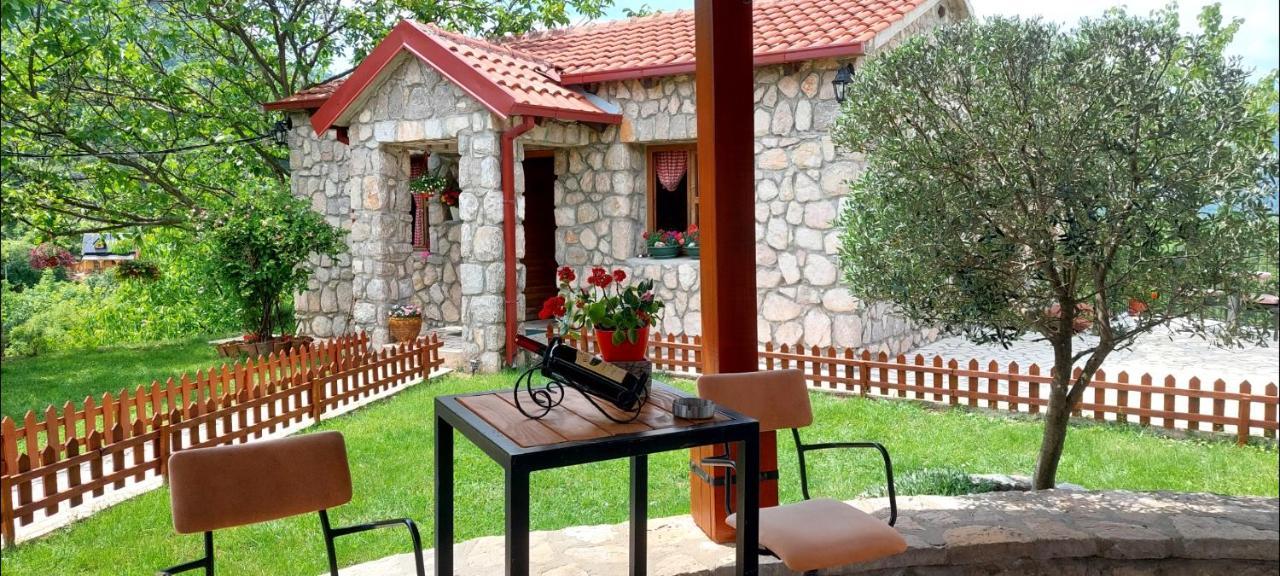 Dujeva Drago-resort Kır Evi Rijeka Crnojevića
