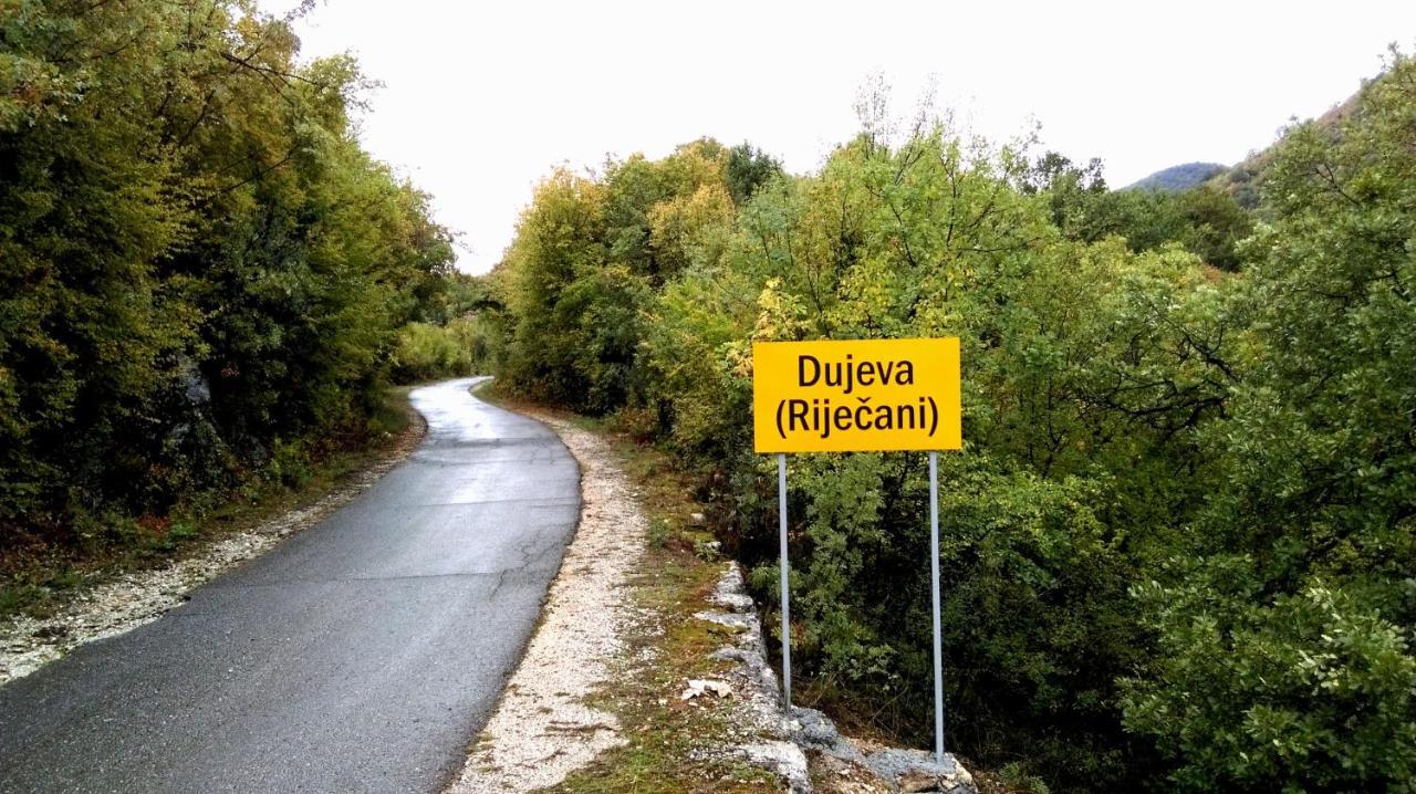 Dujeva Drago-resort Kır Evi